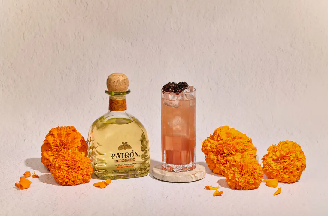 Este Día de Muertos, Brinda con TEQUILA PATRÓN®